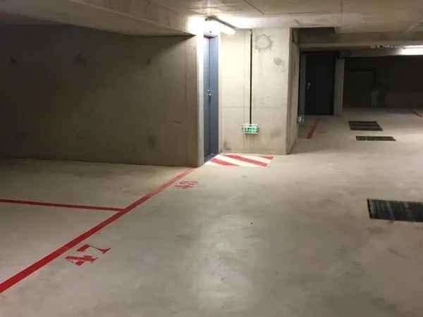 Place de parking souterrain sécurisé Sécparkinget vidéo surveillance