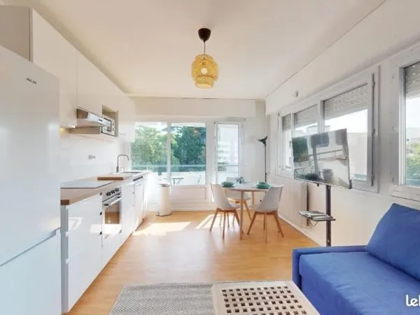 Chambre dans coloc meublée - 76m2 Lyon