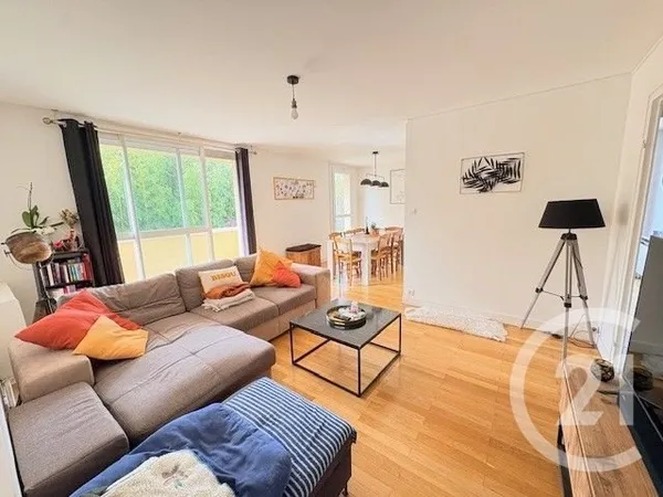 Appartement 4 pièces 74 m²