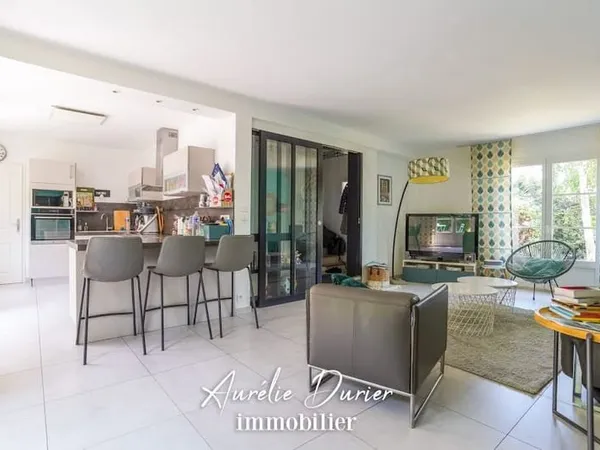 Maison 7 pièces 162 m²