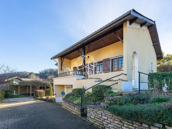 Villa, terrasse, jardin