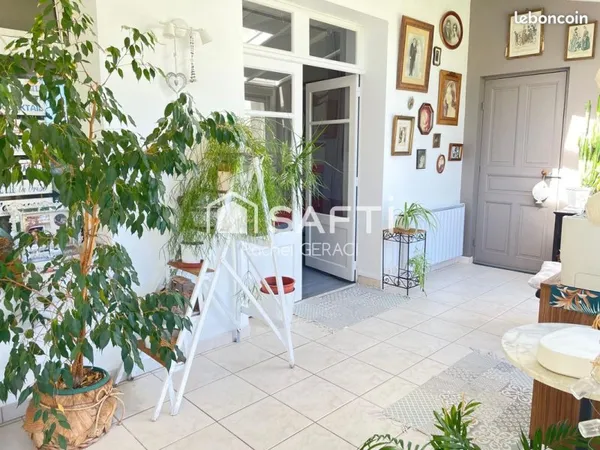 Propriété 5 pièces 175 m²