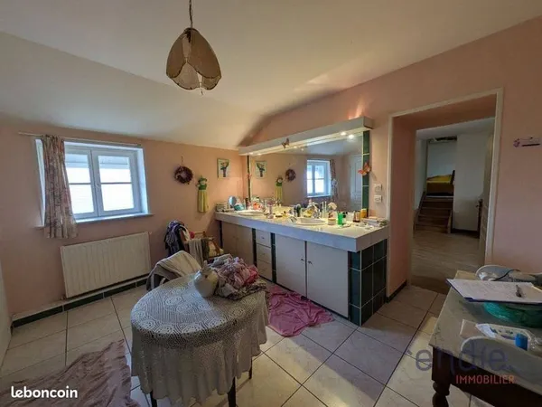 Maison 9 pièces 230 m²