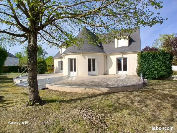 Maison 10 pièces 200 m²