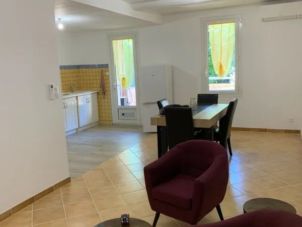 Apparemment 3 pieces 62 m2 Tourves