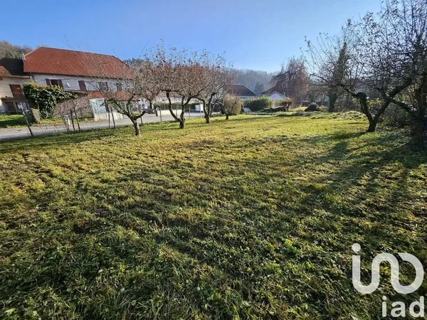 Terrain 605 m²