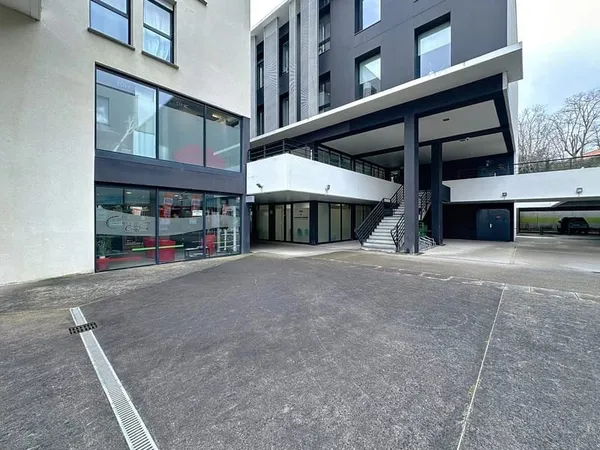 Auzeville, local commercial de 50 m².