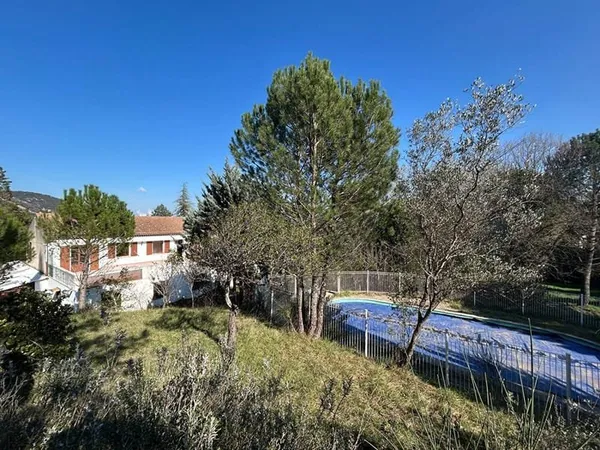 Maison 8 pièces 123 m²