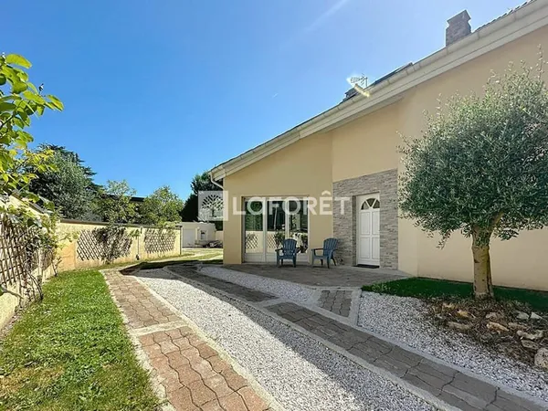 À VENDRE - Maison individuelle 142 m² + Dépendance 49 m² Grand jardin Secteur recherché