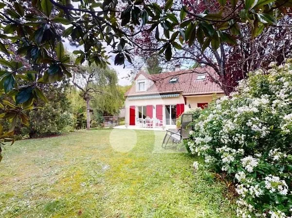 Maison 7 pièces 150 m²