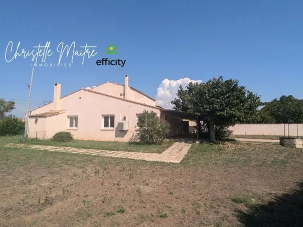 Maison Vente Saint-Martin-de-Crau 6p 277m² 474000€