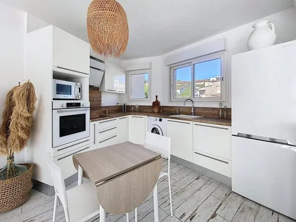 Appartement 1 pièce 54 m²