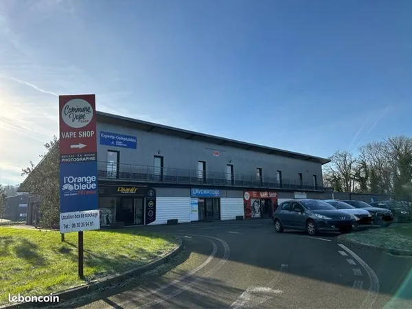 Box de stockage de 1 à 15 m² dans bâtiment neuf et isolé