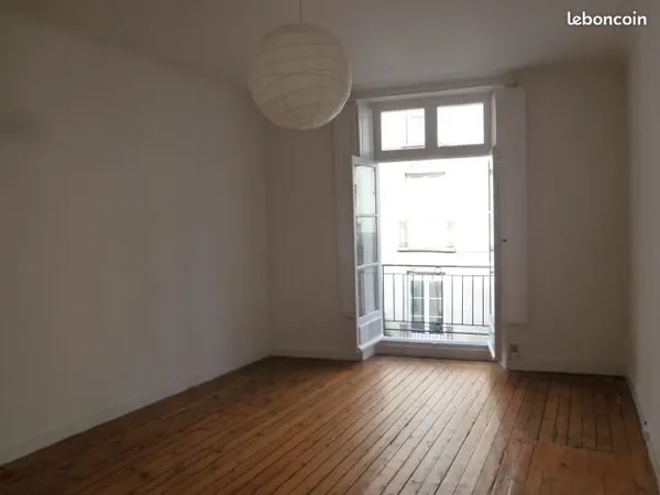 Studio 22m² proche place Graslin / hyper centre