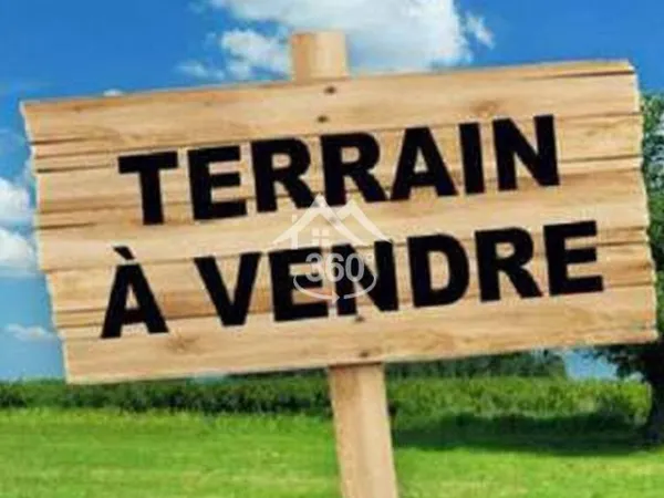 Terrain 1027 m²
