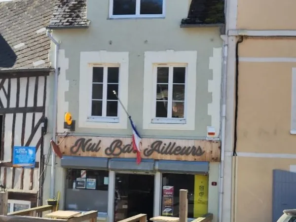 Hôtellerie et restauration Vente Courtonne-les-Deux-Églises 1p 130m² 50000€