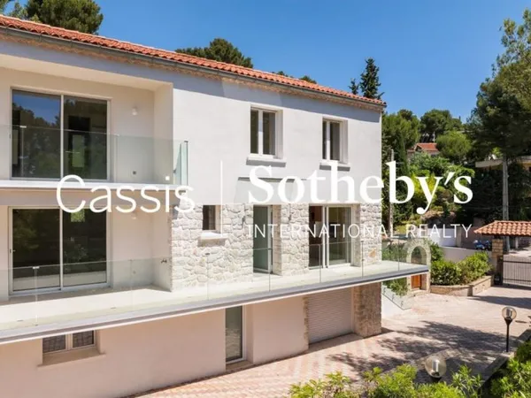 Cassis - Maison vue mer avec jardin et piscine