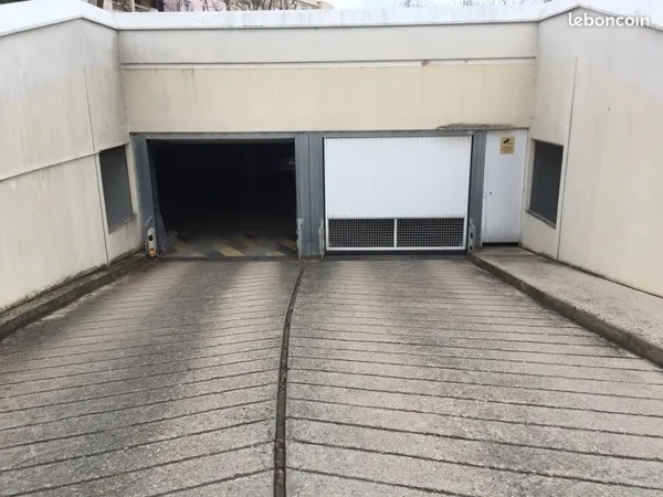 Location place de parking