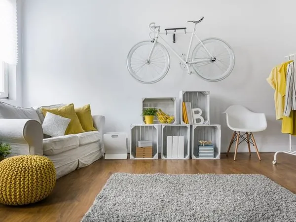 SUPERBE 3 PIÈCES EXPOSÉ PLEIN OUEST!