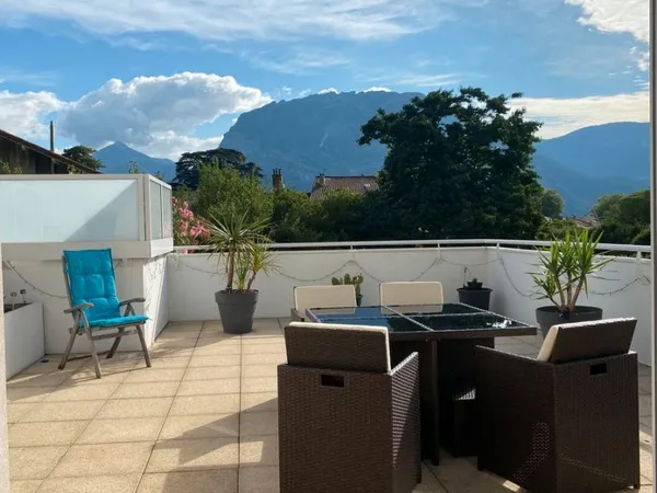 T3 Duplex avec terrasse