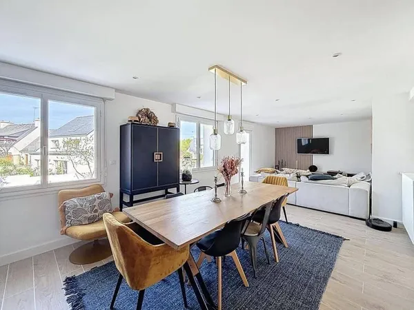 Maison 5 pièces 200 m²