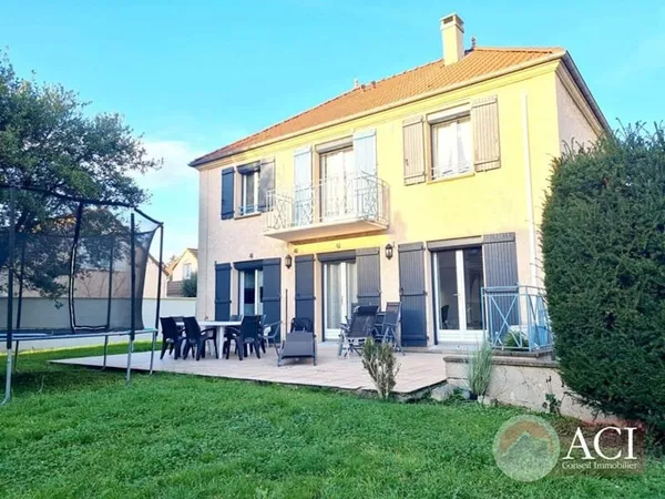 MONTMAGNY - PAVILLON TRADITIONNEL