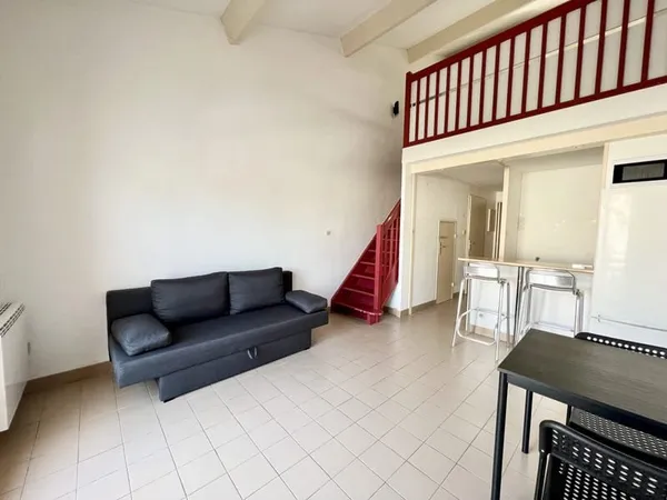 La Grande Motte LOCATION MEUBLE 2 PIECES MEZZANINE AVEC PARK