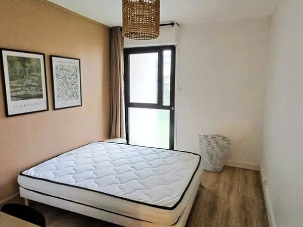 Chambre à louer à PESSAC