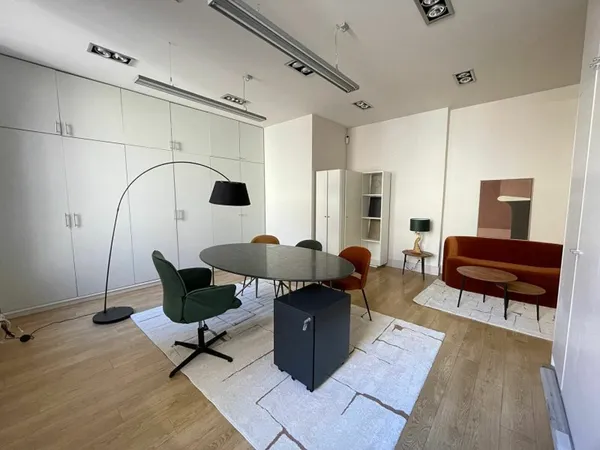 BUREAU DANS CABINET D'AVOCATS - RUE REMUSAT