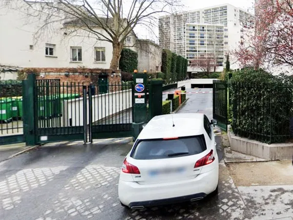 Parking 12 m²