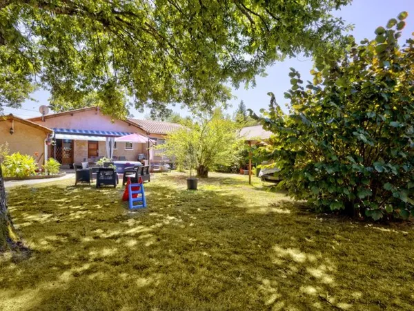 Maison de luxe 6 pièces 130 m²