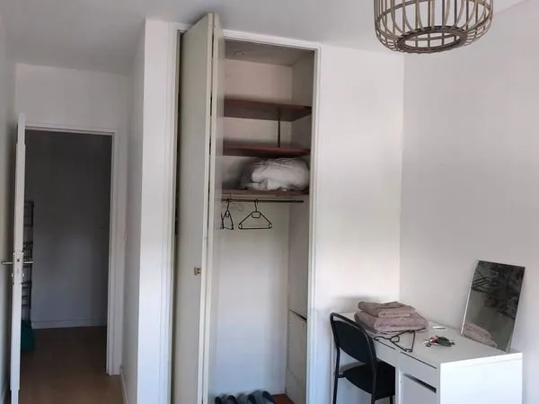 COLOCATION SPACIEUSE A CRETEIL UNIVERSITE 5mn Metro 8 - Chambre disponible début Juin