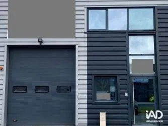 Local commercial 282 m²