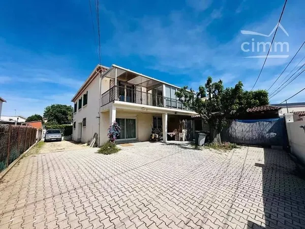 Maison 7 pièces 212 m²