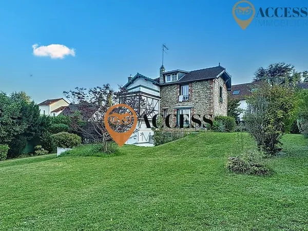 GROSLAY - Maison individuelle de plus de 184m2