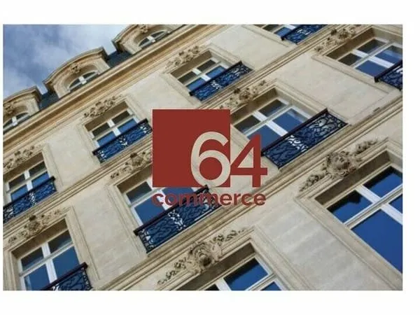 Local commercial 240 m²