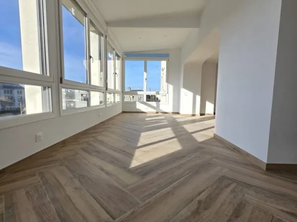 Appartement T3, 79m2 avec terrasse et Parking