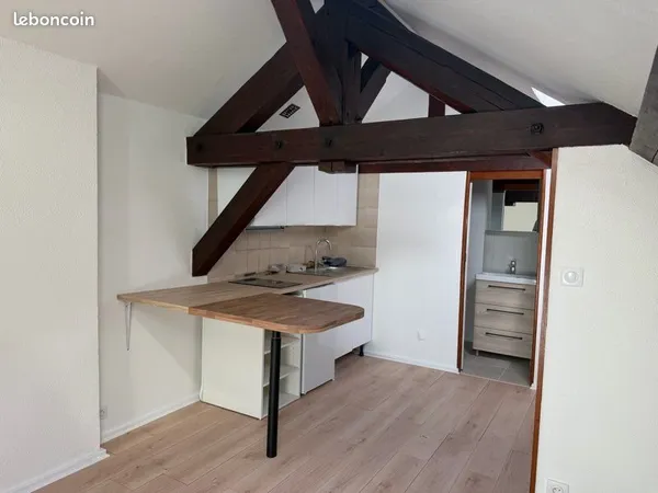 Studio à louer Centre-ville Dijon (Place Grangier)