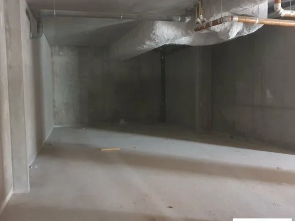 Local commercial 141 m² GRENOBLE