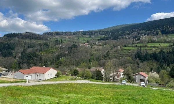 TERRAIN A SAINT SAUVEUR EN RUE