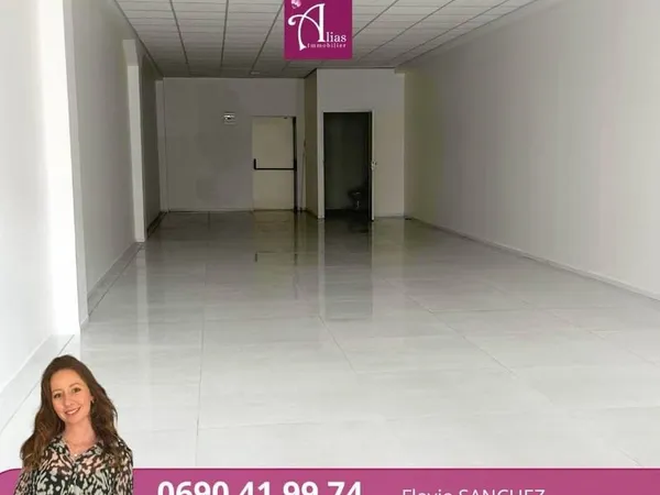 Local professionnel 200 m²