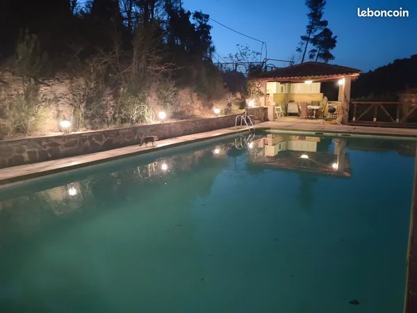 Villa en provence piscine 6sur12m