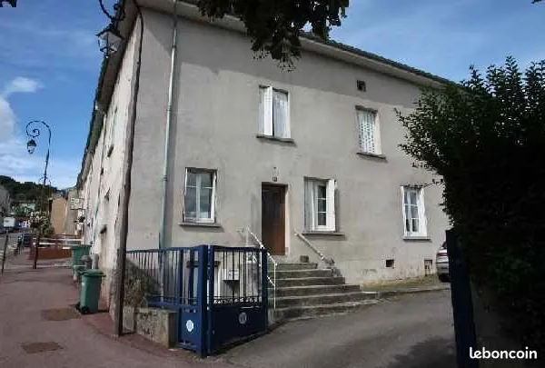 Loue Vandoeuvre village maison F4 en duplex