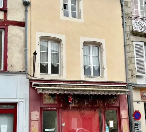 Bien immobilier de rendement Vente Alençon  150m² 55000€