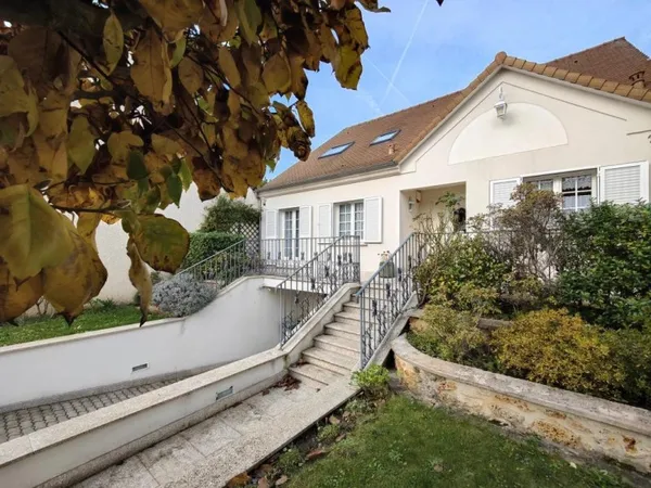 MAISON EN EXCELLENT ÉTAT