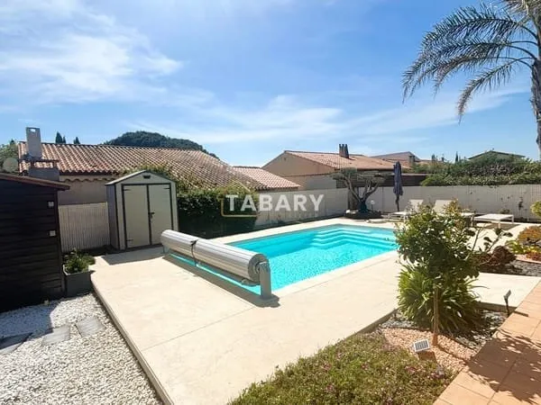 VILLA T6 - 165 M2 - PISCINE - SAINTE MARIE