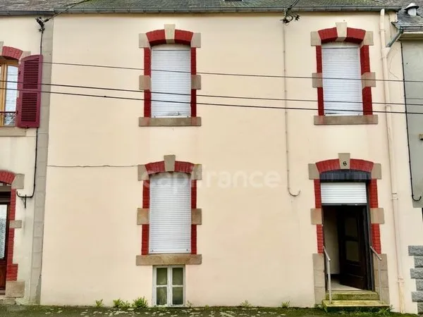 Maison à vendre 5 pièces CARHAIX PLOUGUER (29)
