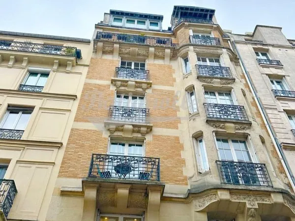 Appartement T1 38.8m2 - Au coeur des Batignolles