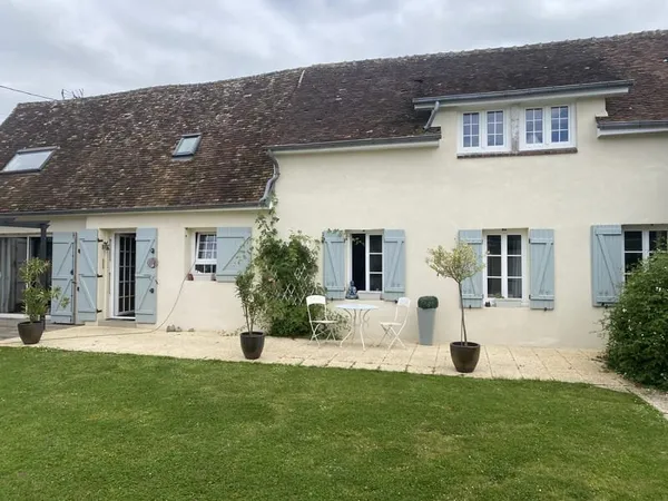 Bel ensemble immobilier entièrement rénovés!