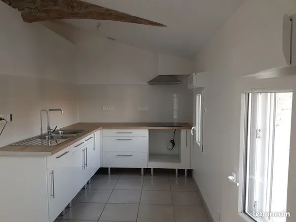 Loue T3 à 699